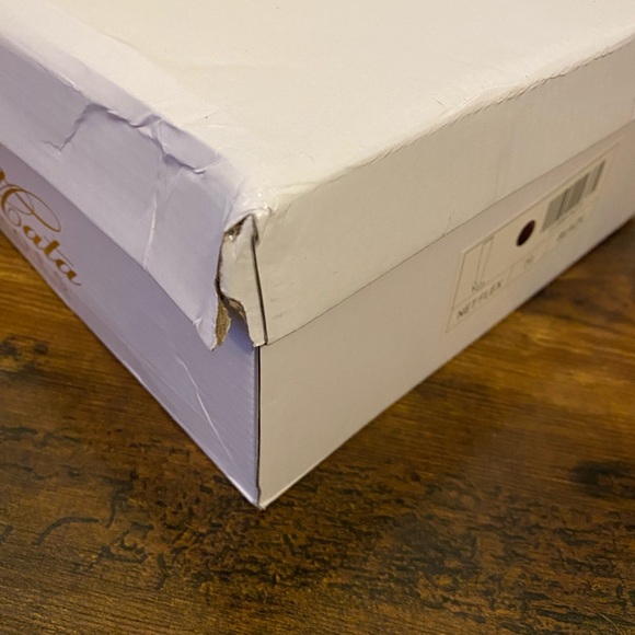 Fashion Nova Forever a Babe over the Knee Heels Netflex size 7.5 - Picture 13 of 15